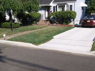 9 Appleby Ave, South River, NJ