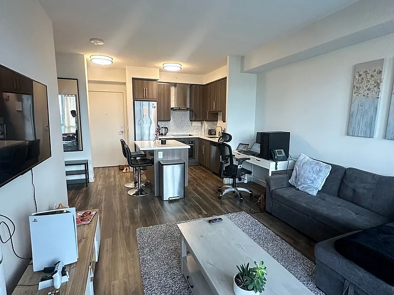 2081 Fairview St #603 — Photo 10