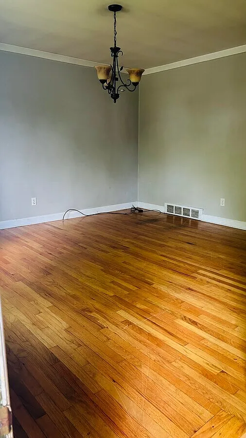 3 bed, 1.5 bath, 1250 sqft, $2,000 — Photo 4