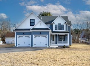 376 South Ave, Attleboro, MA 02703