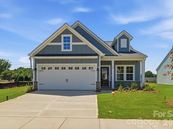 205 Rodeo Dr, Shelby, NC 28150