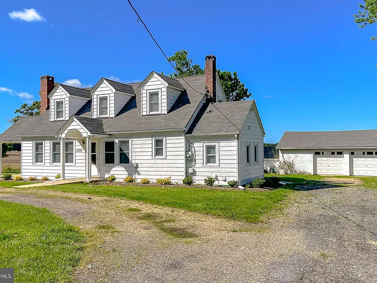 21859 Indian Bridge Rd — Photo 2