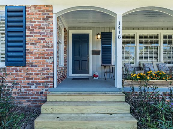 3rd image of 1418 Lawrence Pl