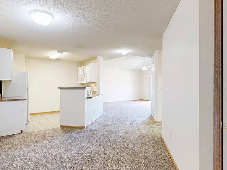 Northbrook Apartments — Photo 147