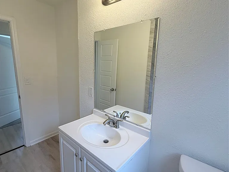 8837 Oak Knoll Ln — Photo 20