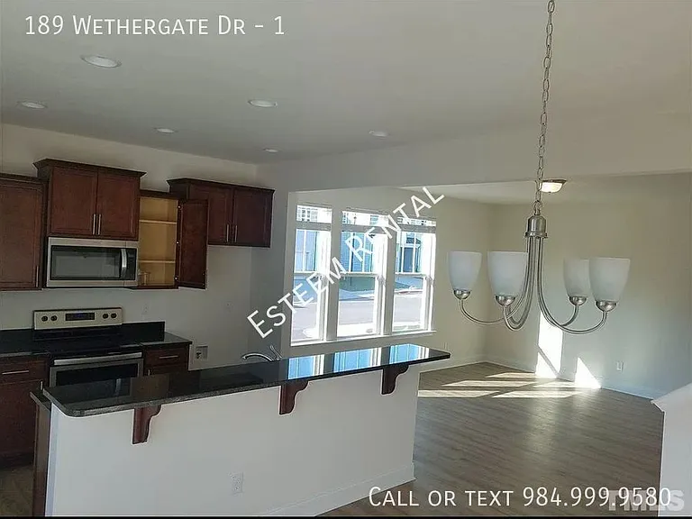 189 Wethergate Dr #1 — Photo 7