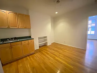 Rented by Best Apartments North Inc