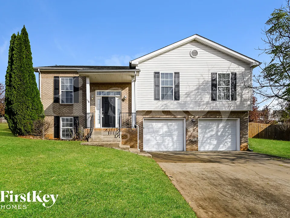 118 West Dr