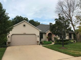 3324 Meadow Trl E, Dekalb, IL 60115