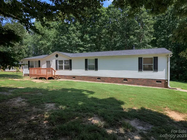 173 Deer Valley Dr, Cleveland, NC 27013