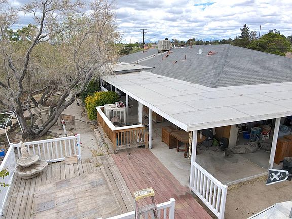 4th image of 11691 Jacaranda Ave