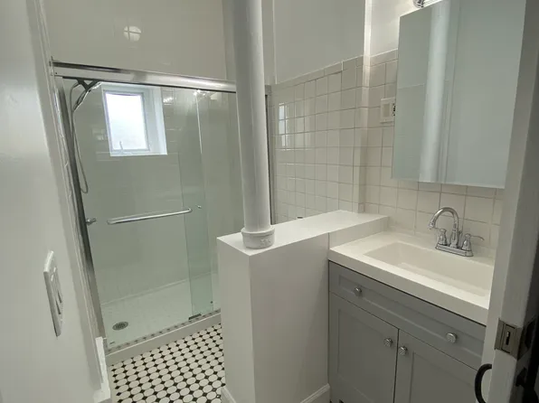 23-58 33rd Street image 12 of 14