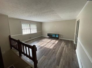 2065 Sandgate Cir, Atlanta, GA 30349