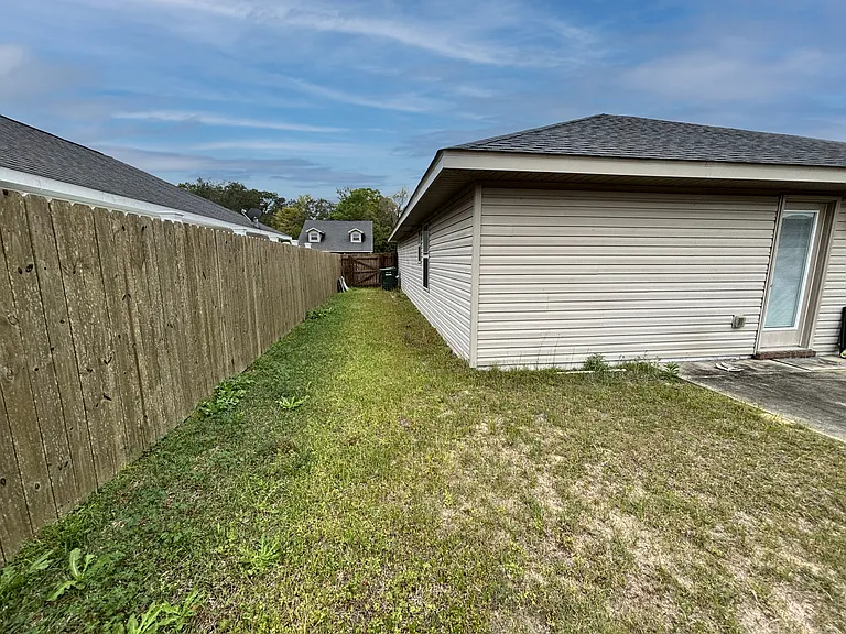 5143 Carmell Ridge Cir — Photo 46