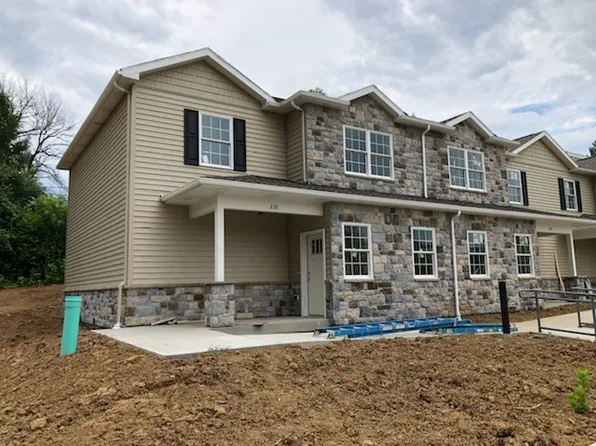 235 Easterly Pkwy, State College, PA 16801