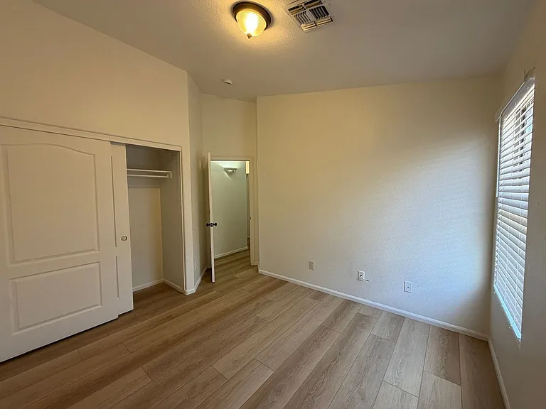 1225 N 159th Dr — Photo 9