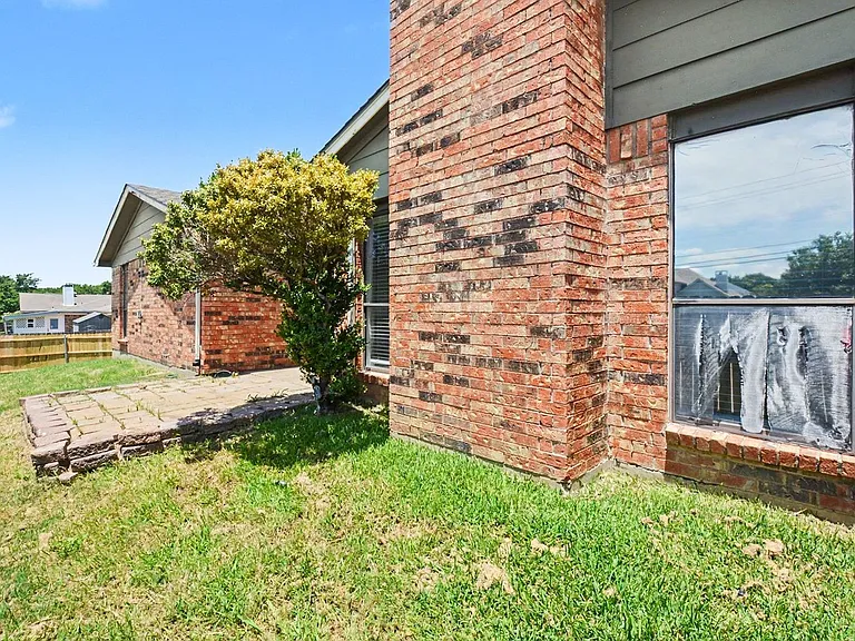 2201 Jackson Cir — Photo 28
