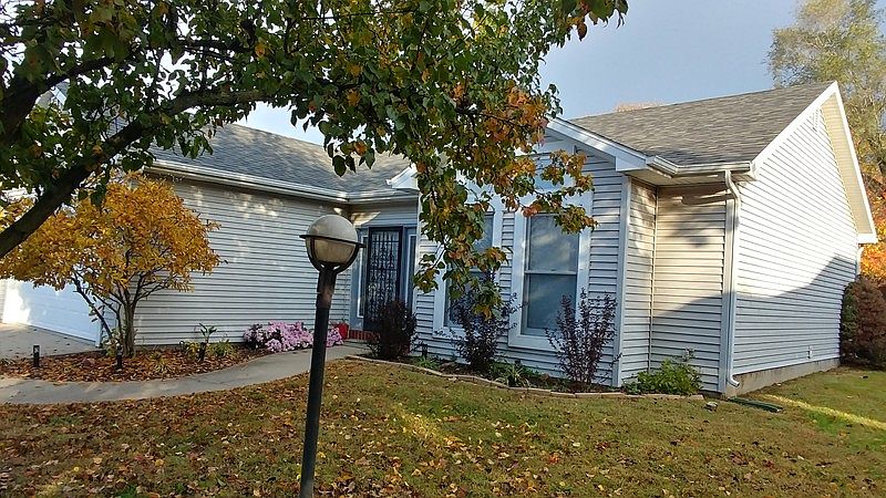 2nd image of 1212 W Wight St