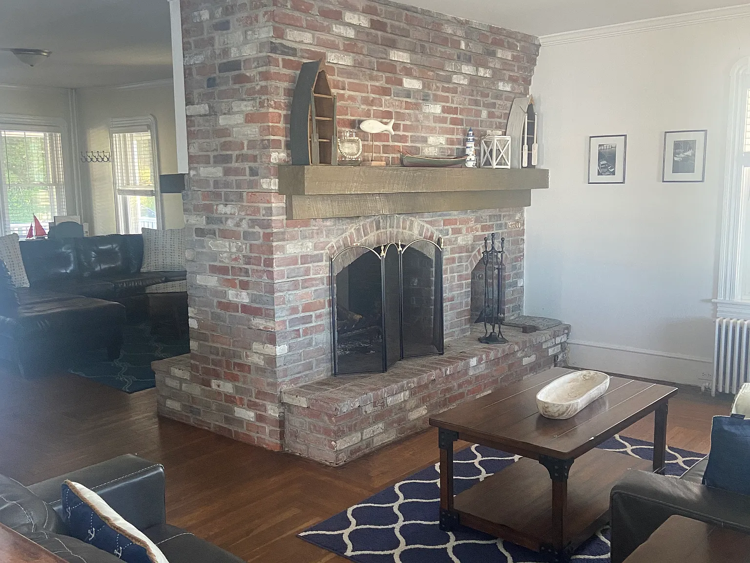 3 bed, 1.5 bath, 2000 sqft, $3,000 — Photo 3