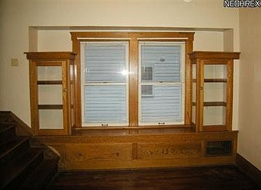 5th image of 1180 Cook Ave