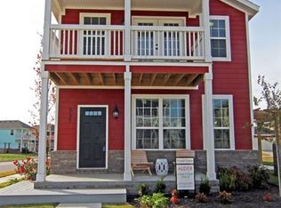 650 N Longfellow Ln, Fayetteville, AR 72704