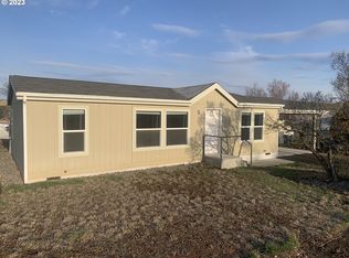 101 NE Klinger St, Dufur, OR 97021