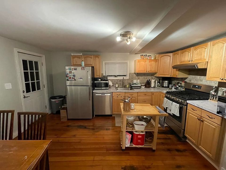 1st image of 118 Otis St #1