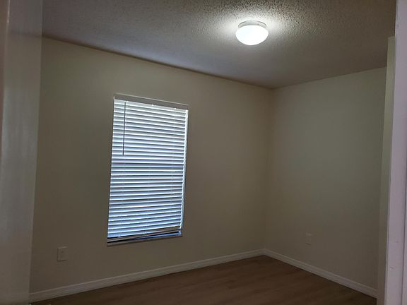 5th image of 200 Greenfield Rd