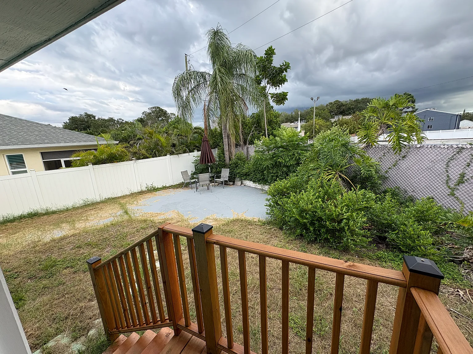 2 bed, 930 sqft, $2,050 — Photo 1