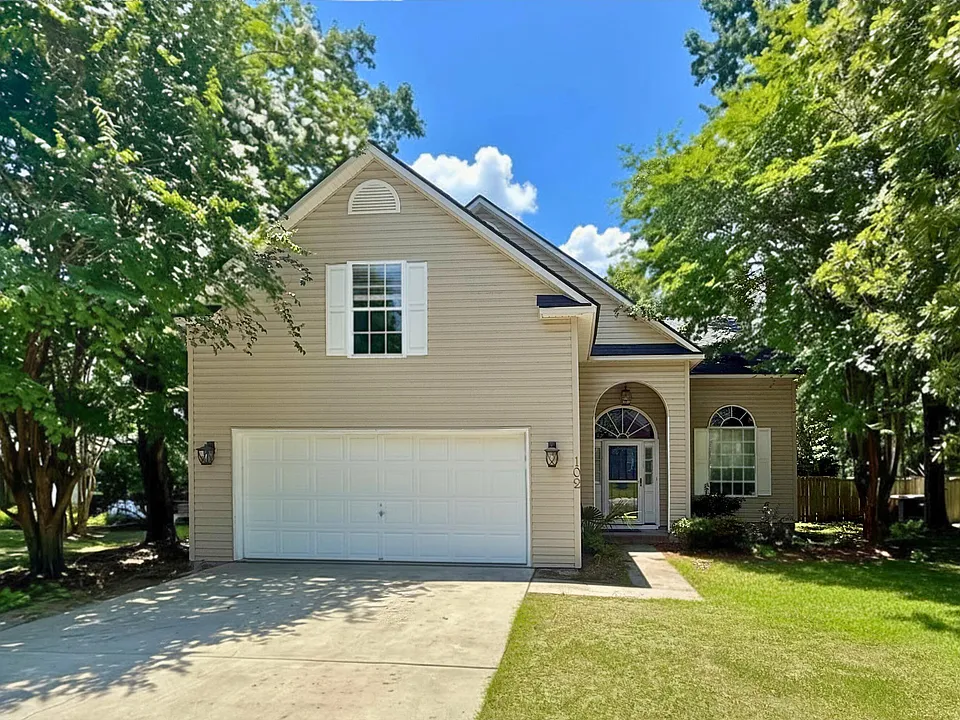 102 Adthan Cir