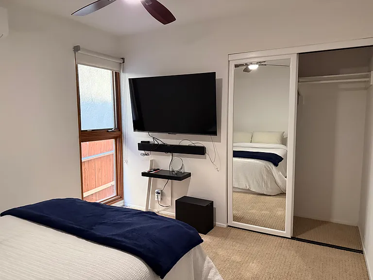 883 Acapulco St — Photo 33
