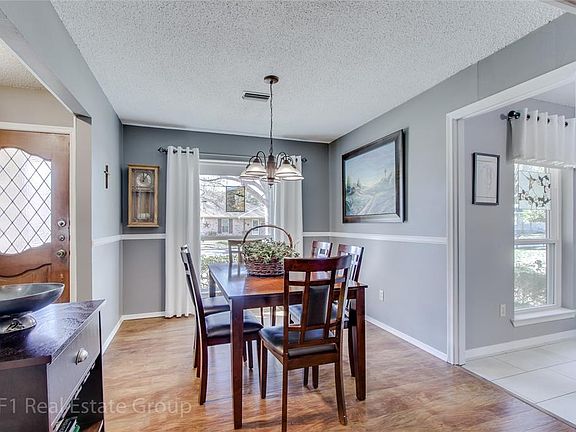 4th image of 318 Northwood Dr