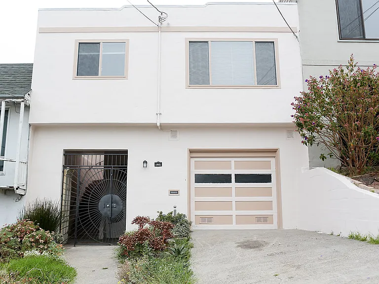 44 Ashton Ave — Photo 1