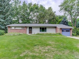 915 Dudley St, Lakewood, CO 80215