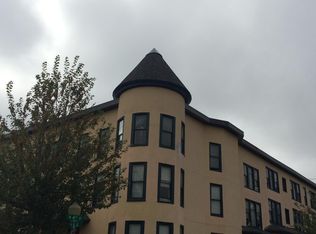 706 N 4th St APT 101, Tacoma, WA 98403