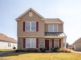 5905 Bannon Crossings Dr, Louisville, KY 40228