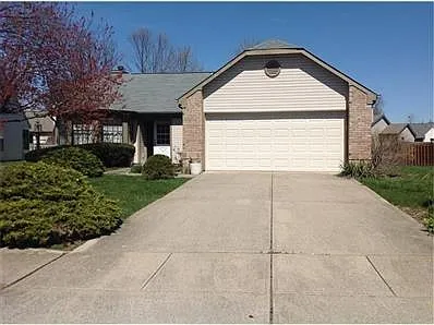5438 Old Barn Cir photo 1