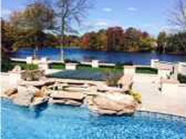 151 Nicolosi Drive image 1 of 9