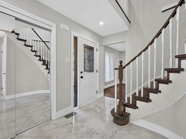 8 McCullough Ave — Photo 4