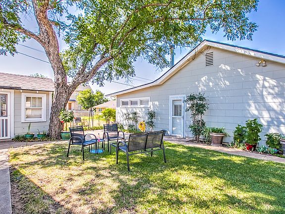 5th image of 308 N 5th St