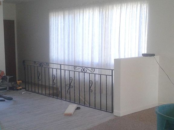 Dining area off kitchen
