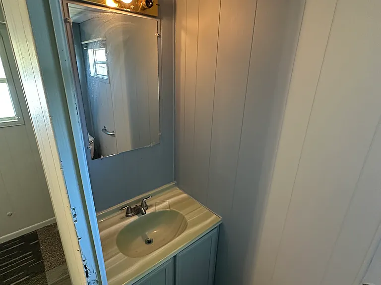 24 Forest Dr — Photo 2