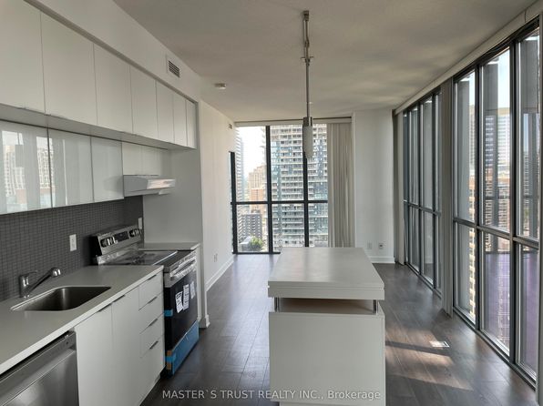 110 Charles St E #2607-C08, Toronto, ON M4Y 1T5