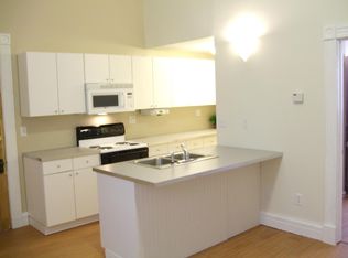 615 Poplar St APT 1A, Bellevue, KY 41073