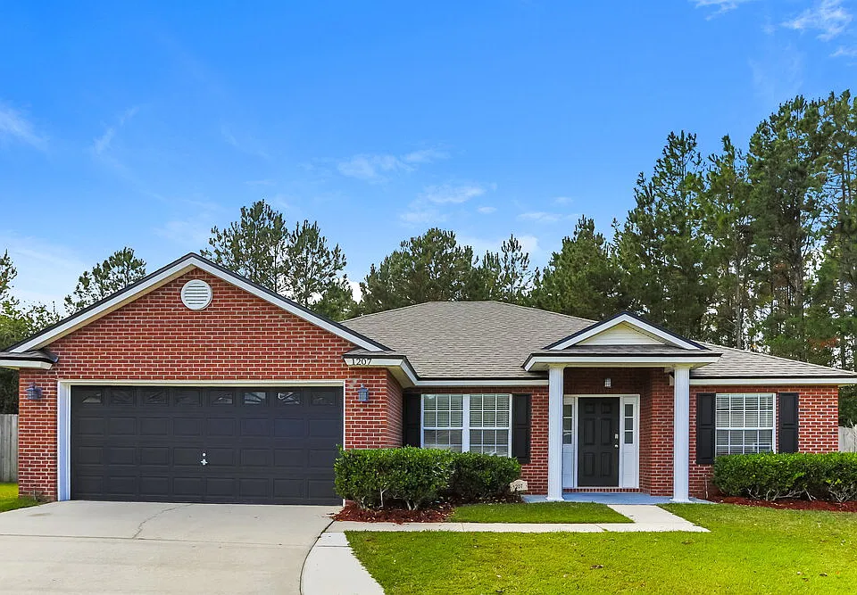 1207 Ravens Trace Ln