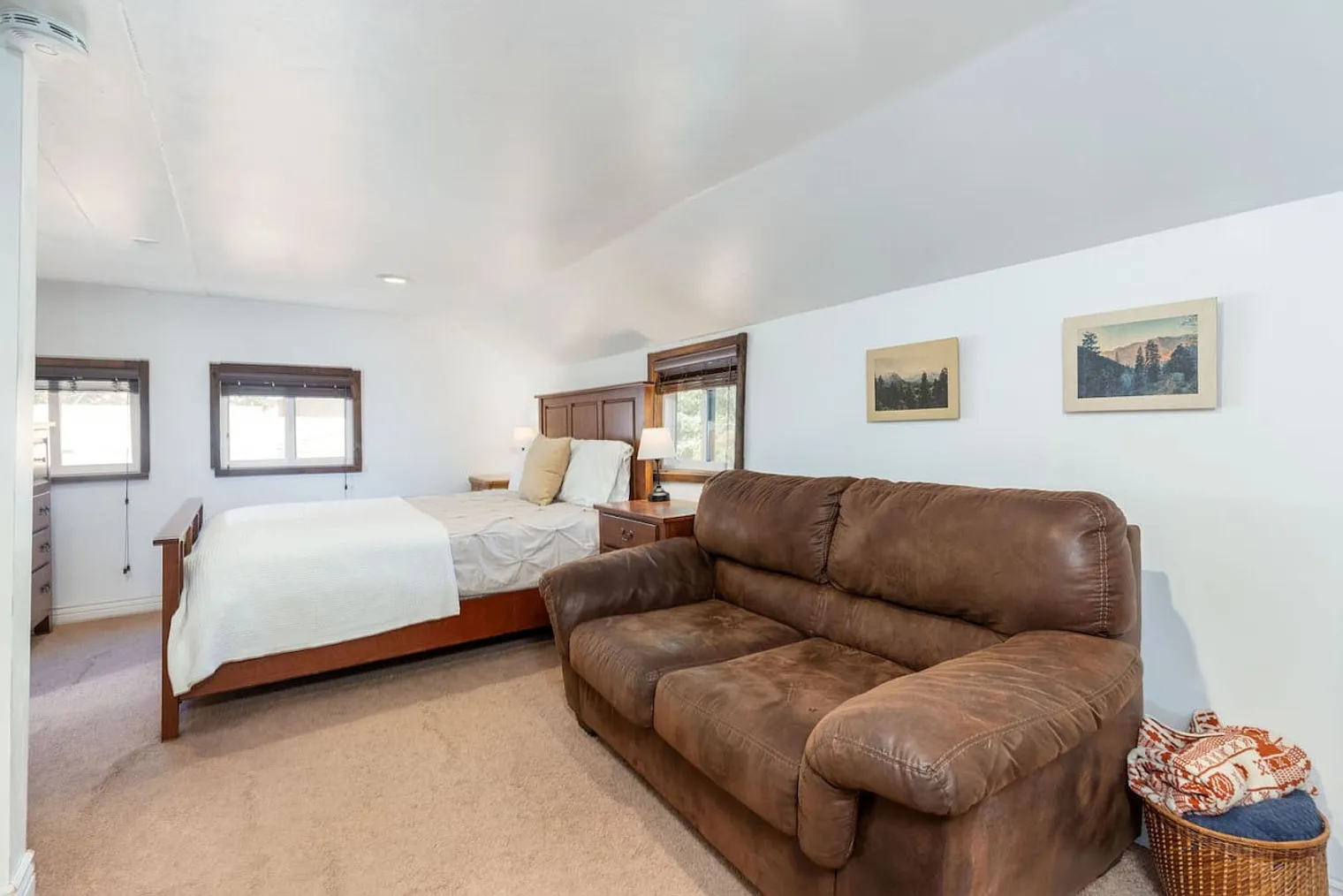 Studio, 1.0 bath, 484 sqft, $5,284 — Photo 3