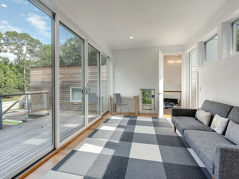 18 Oyster Pond Ln — Photo 21