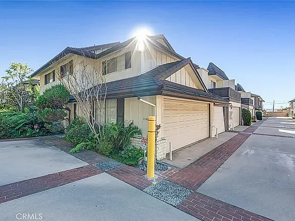 1140 Arcadia Ave #C — Photo 1
