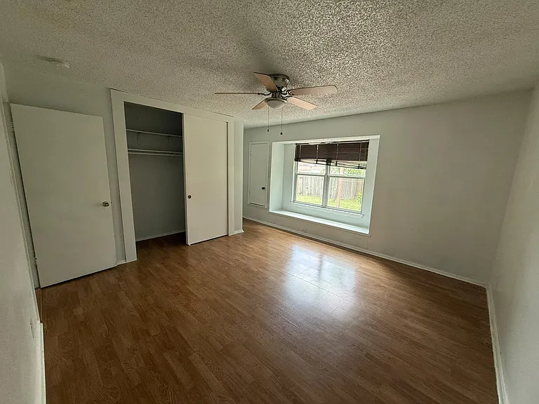 5246 Galacino St — Photo 7