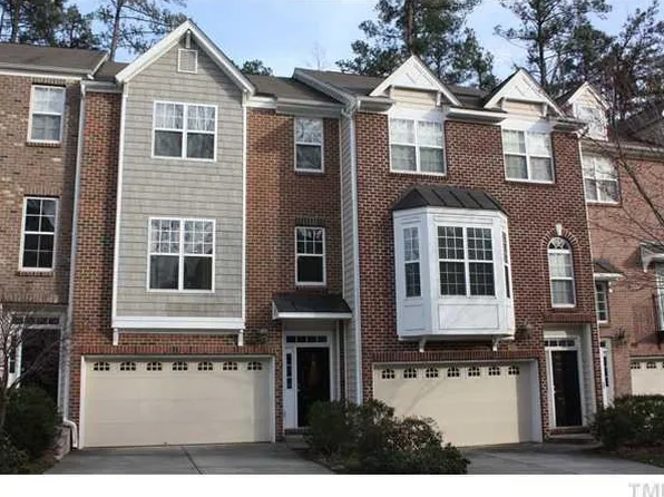 124 Vintage Dr, Chapel Hill, NC 27516